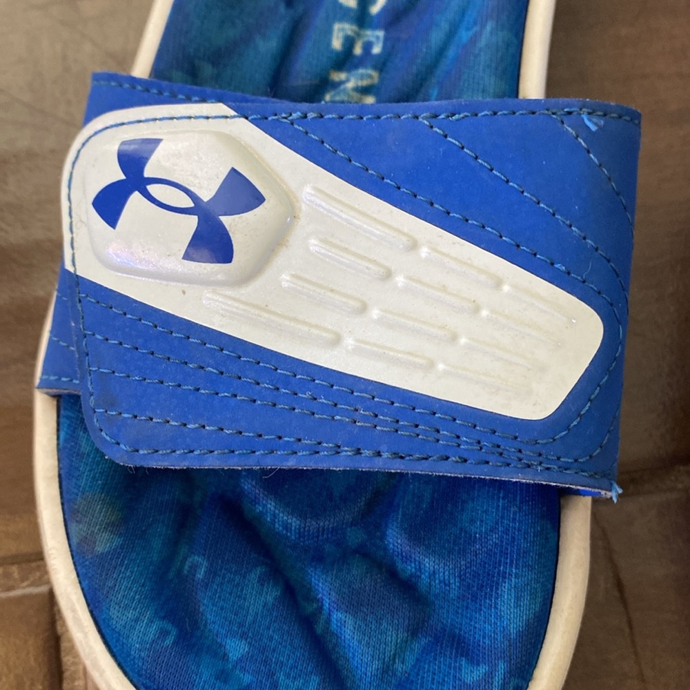 under armor - Picture 3 of 4